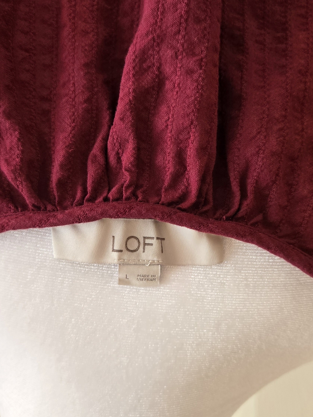 LOFT Textured Button-Front Peasant Top in Deep Burgundy 100% Cotton - Picture 4 of 5